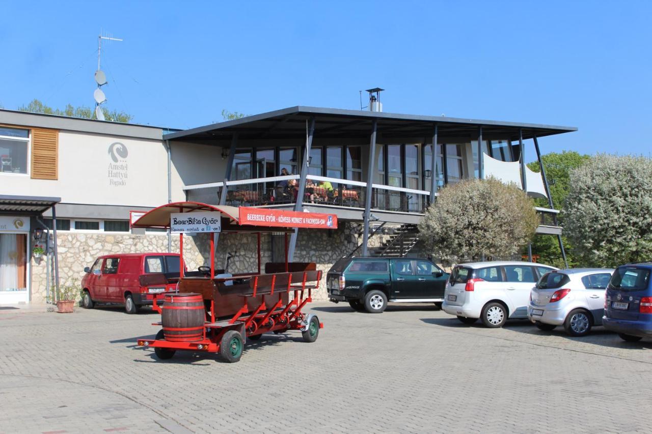 Amstel Hattyú Panzió Győr Exterior foto